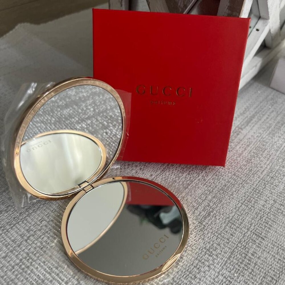 GUCCI Double Sided Compact Mirror NEW in Box VIP Gold Beauty Pocket Mirror NIB